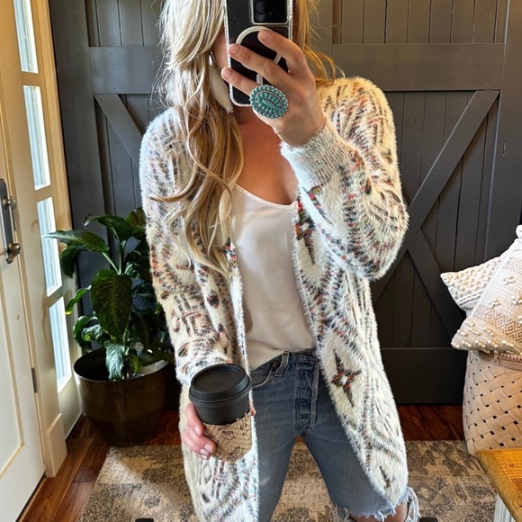 New Cowichan Celtic Soft Cardigan Boho Sweater Western Southwest Modern - Picture 3 of 11